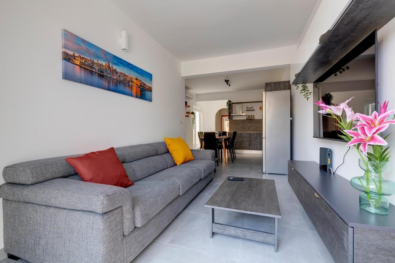 Central Sliema 3-Bedroom Retreat Luaran gambar