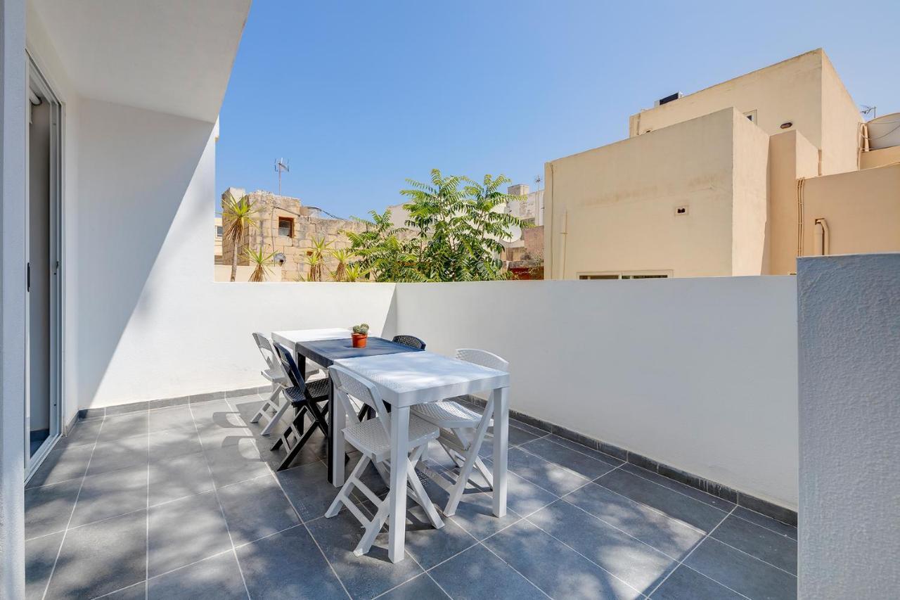 Central Sliema 3-Bedroom Retreat Luaran gambar