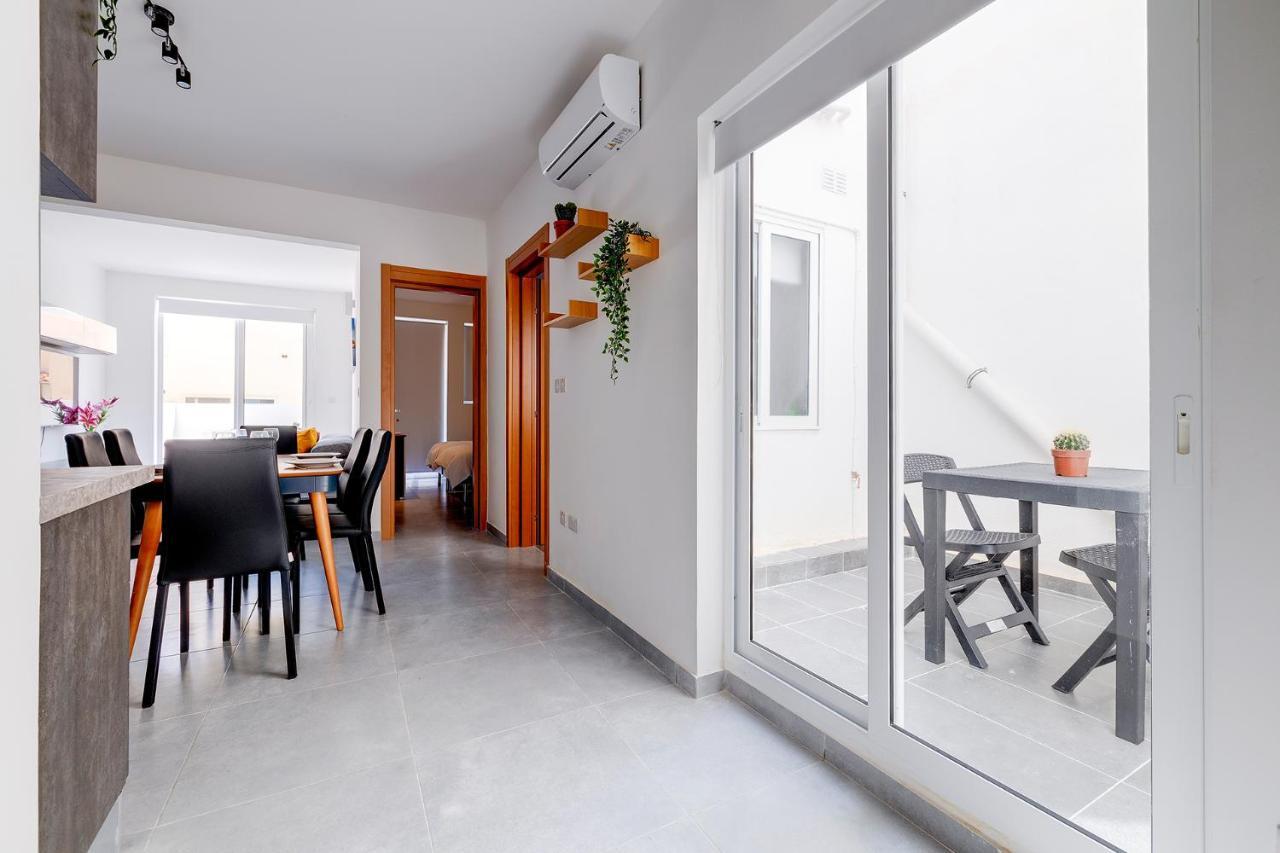 Central Sliema 3-Bedroom Retreat Luaran gambar