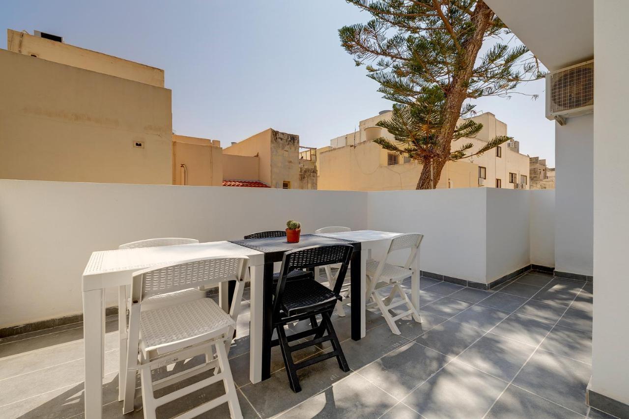 Central Sliema 3-Bedroom Retreat Luaran gambar