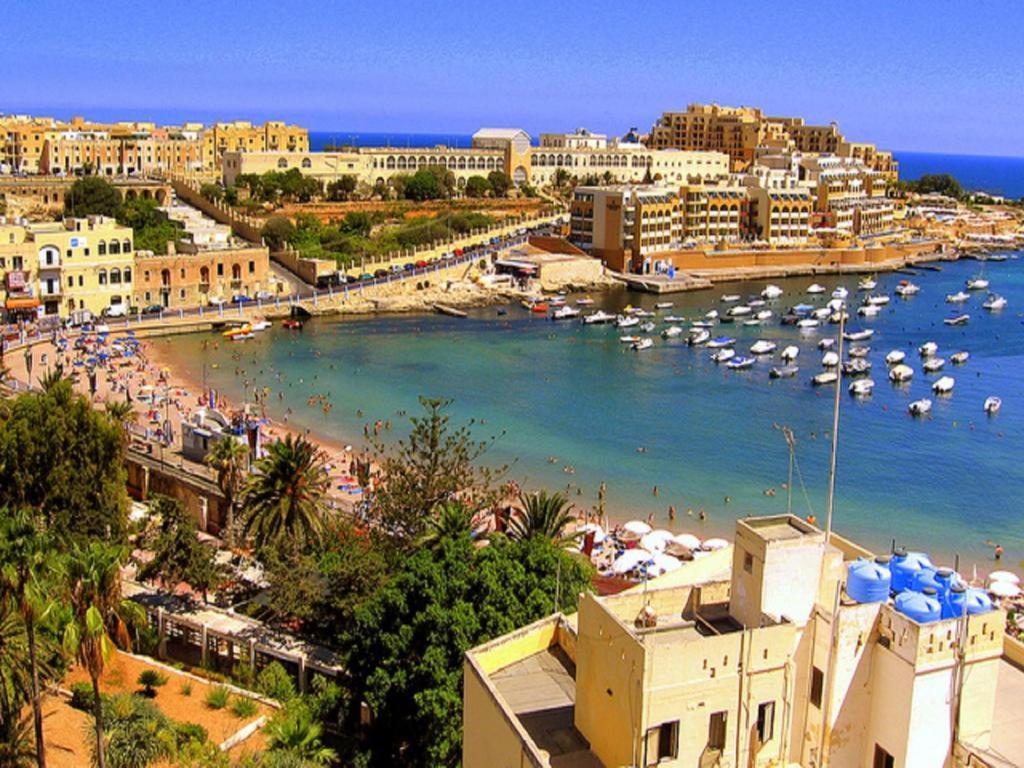 Central Sliema 3-Bedroom Retreat Luaran gambar