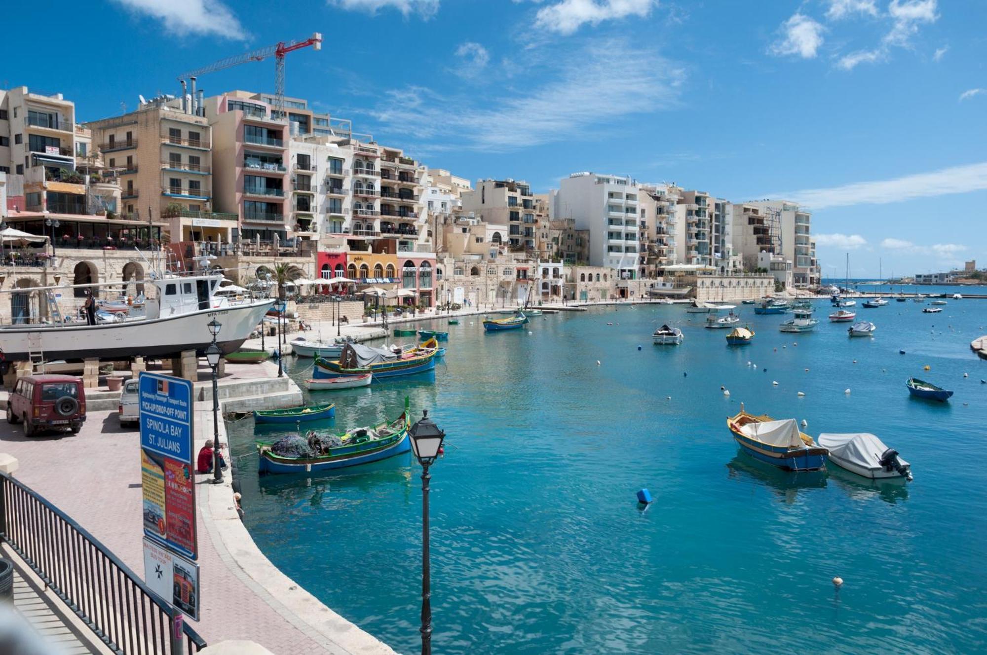 Central Sliema 3-Bedroom Retreat Luaran gambar