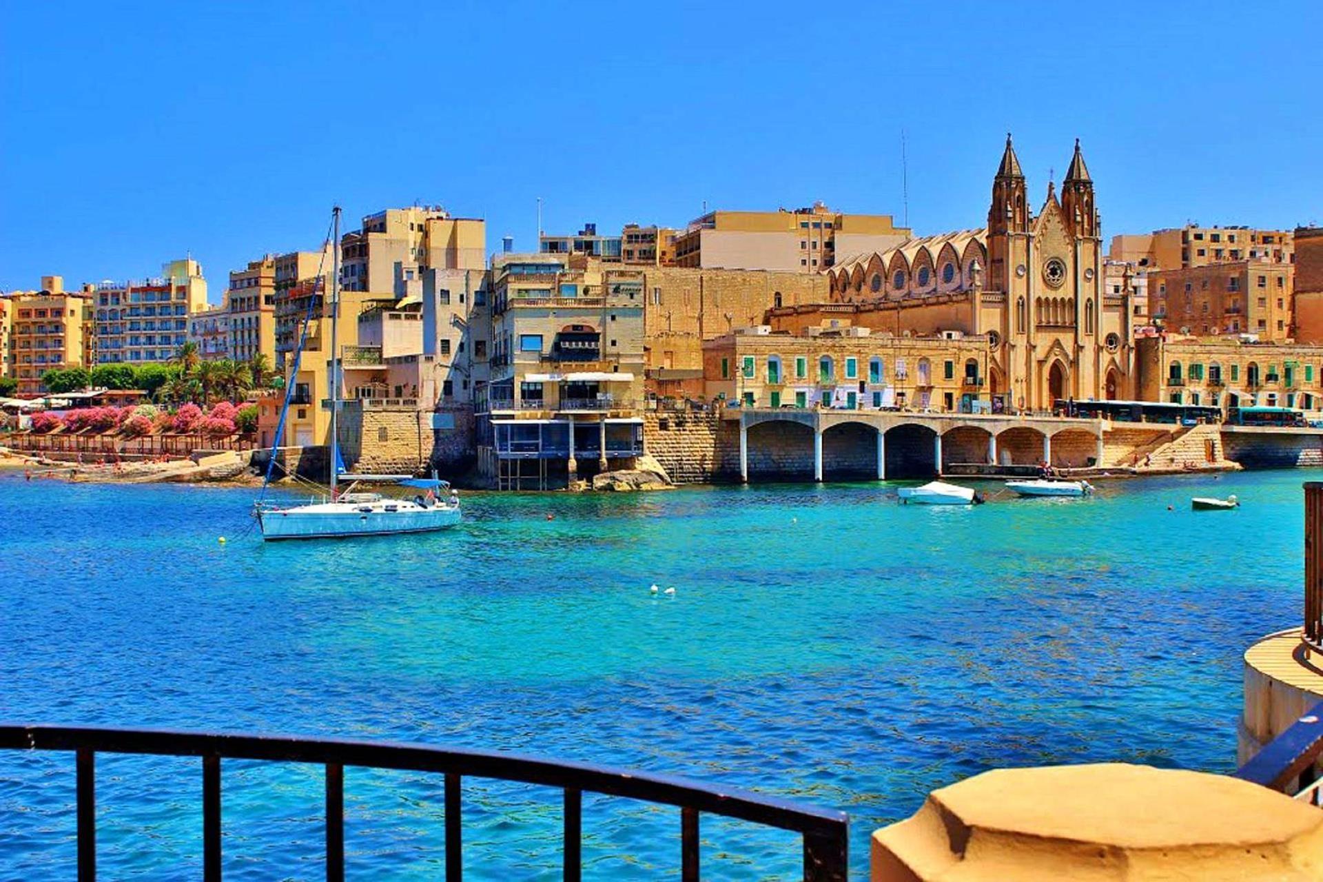 Central Sliema 3-Bedroom Retreat Luaran gambar